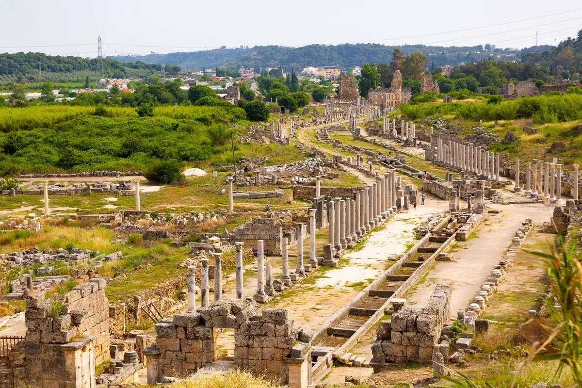 Ruinele orasului Perge, in Antalya